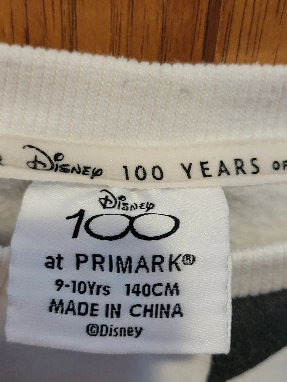 Disney 100 At Primark Hoodie Crop Top. Girls 9-10 - Picture 6 of 10